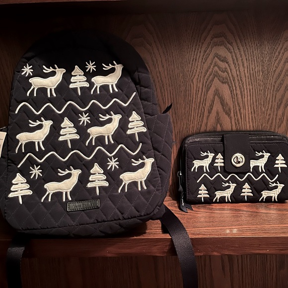 NWT Vera Bradley Merry Mischief Essential Compact Backpack and Wallet Set - Picture 1 of 8